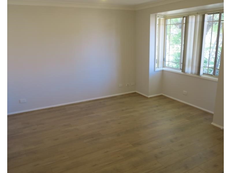 22 Gunnedah Rd, Hoxton Park NSW 2171