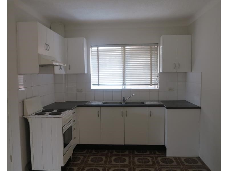 1/3 Lachlan St, Warwick Farm NSW 2170