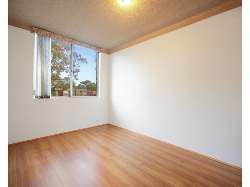 19/2 Beale Street, Liverpool NSW 2170