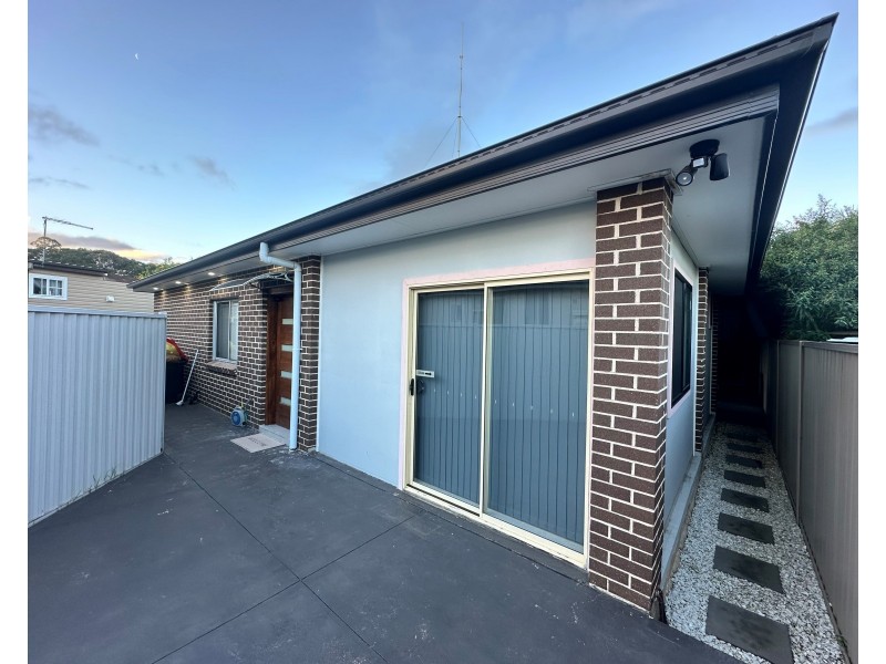 35A Strickland Cres, Ashcroft NSW 2168
