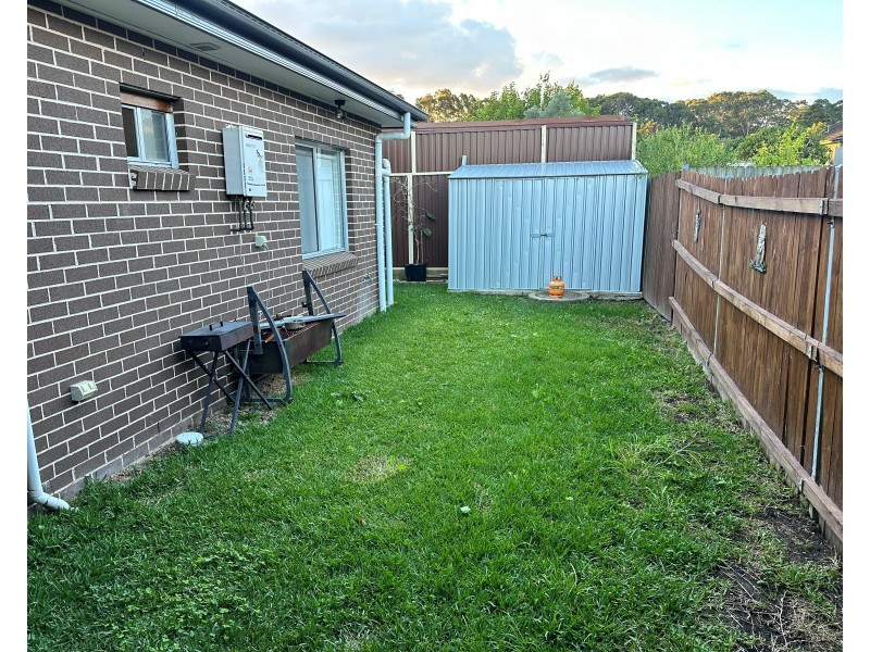 35A Strickland Cres, Ashcroft NSW 2168