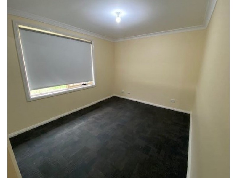 1 Nimbin Avenue, Hoxton Park NSW 2171
