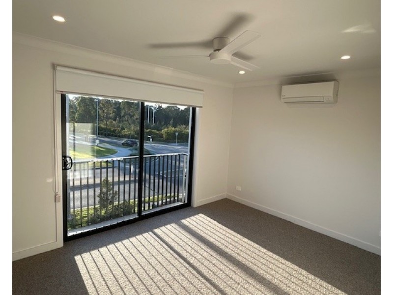 74 Willowdale Dr, Leppington NSW 2179