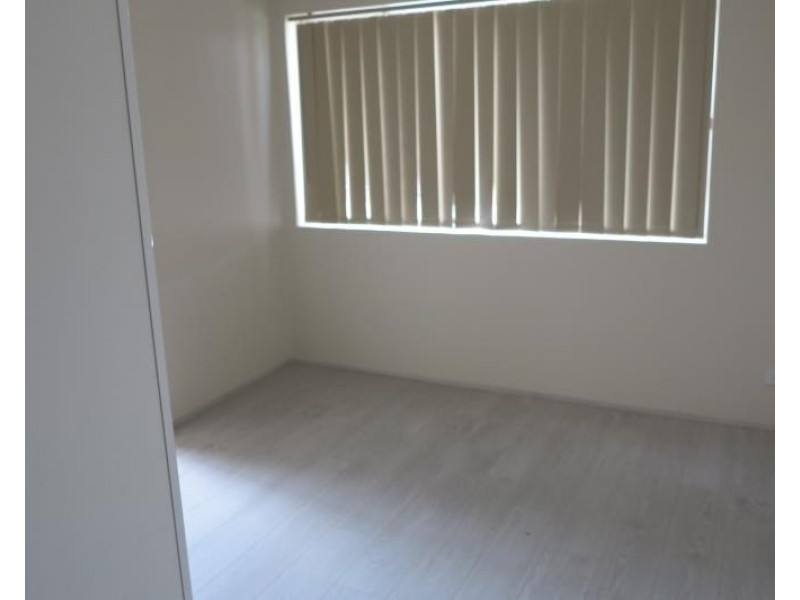 2/17 Forbes St, Warwick Farm NSW 2170