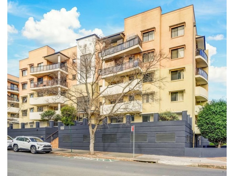 35/12-20 Lachlan Street, Liverpool NSW 2170