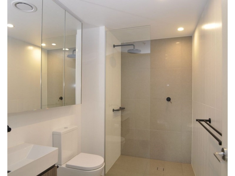 704/6A Atkinson St, Liverpool NSW 2170