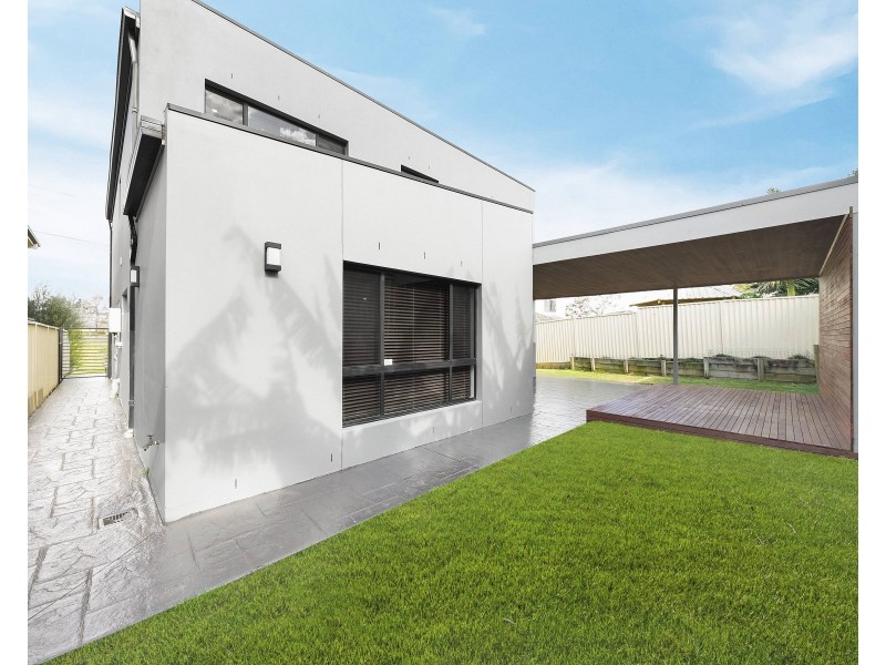 10 Batehaven Cl, Prestons NSW 2170