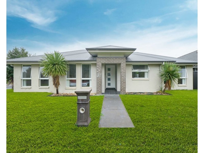 66 Discovery Cct, Gregory Hills NSW 2557