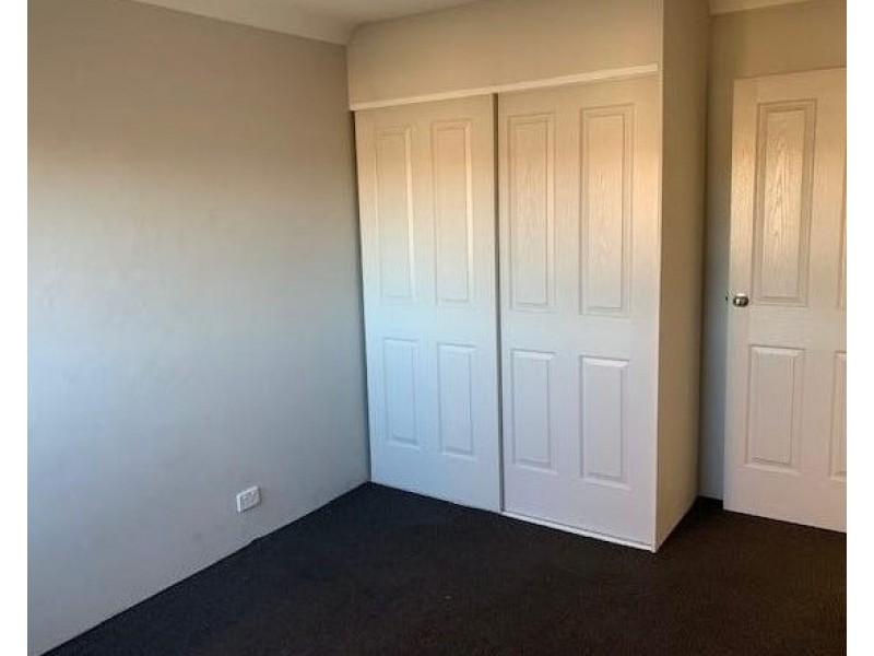 17/26-30 Remembrance Ave, Warwick Farm NSW 2170