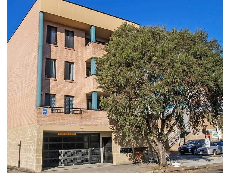 3/114 Bigge Street, Liverpool NSW 2170