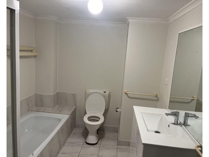 83/2 Riverpark Dr, Liverpool NSW 2170