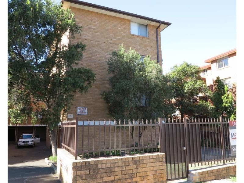 8/30 Goulburn St, Liverpool NSW 2170