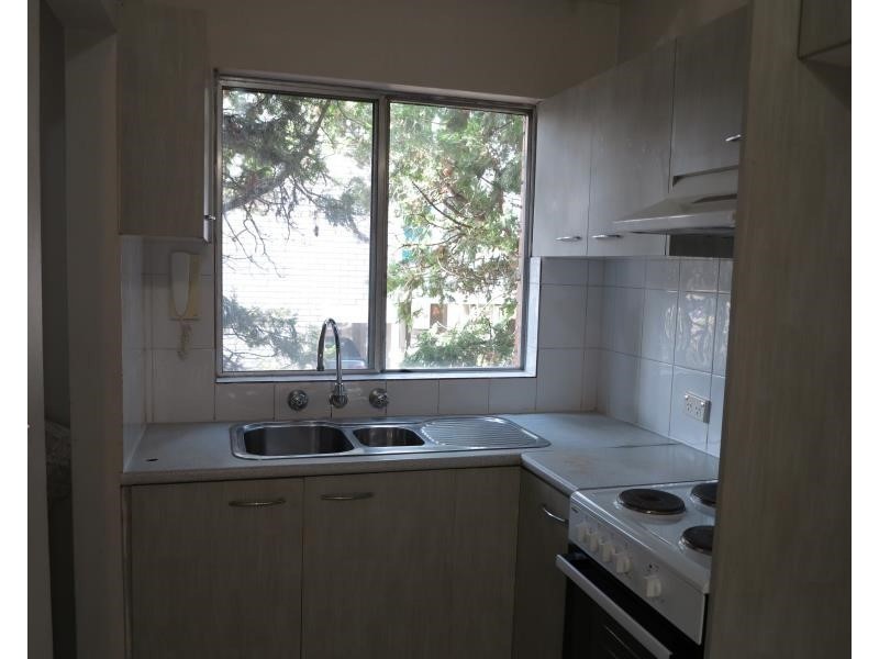 8/30 Goulburn St, Liverpool NSW 2170