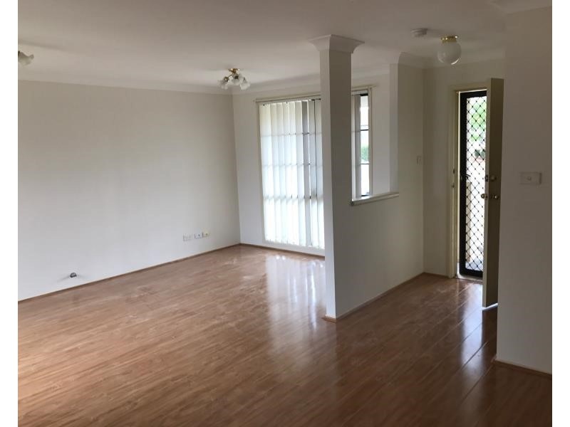 73 Taubman Dr, Horningsea Park NSW 2171