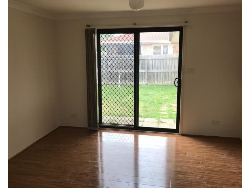 73 Taubman Dr, Horningsea Park NSW 2171