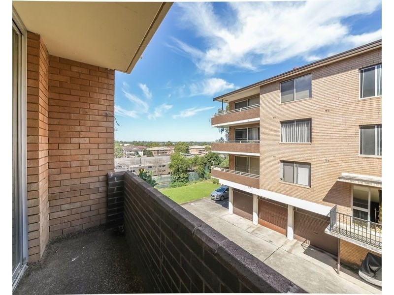 28/22 Speed St, Liverpool NSW 2170