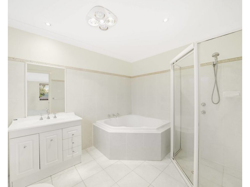 13 Mainsbridge Avenue, Liverpool NSW 2170