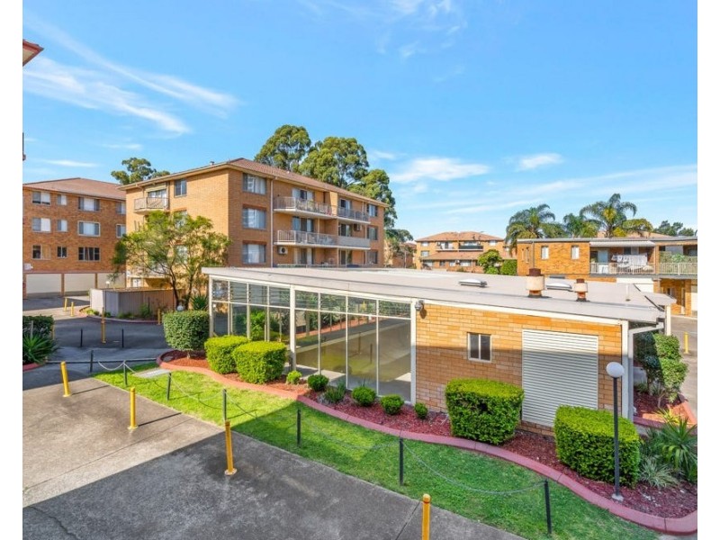 83/2 Riverpark Dr, Liverpool NSW 2170