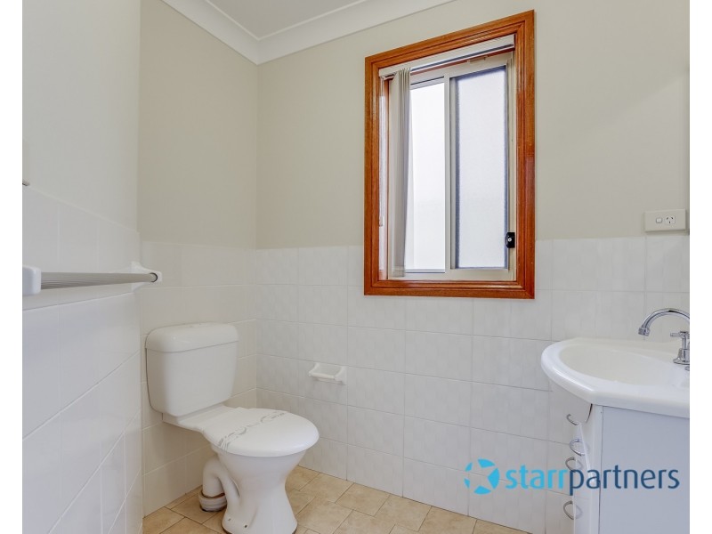 11 Coletta Pl, Prestons NSW 2170