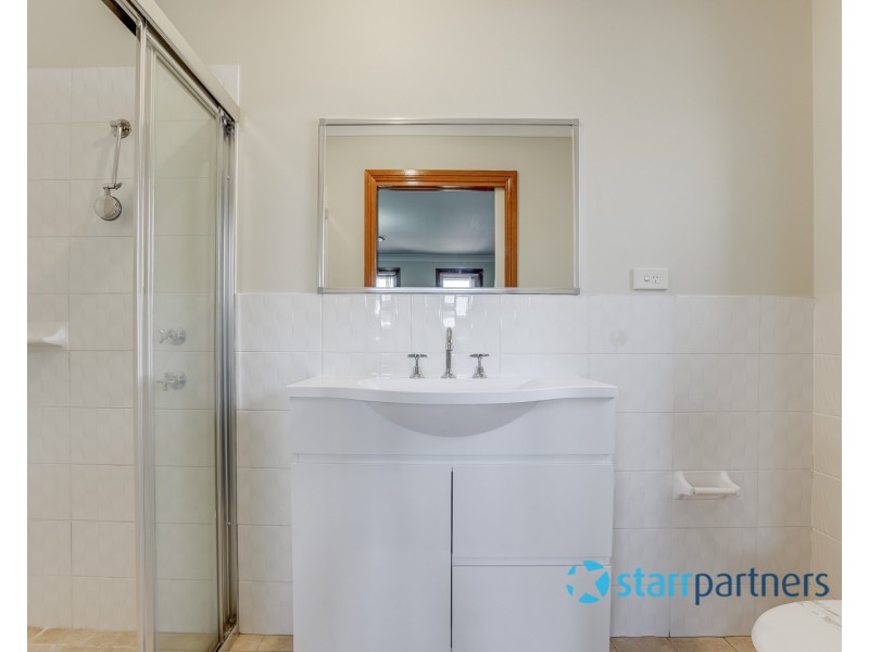 11 Coletta Pl, Prestons NSW 2170