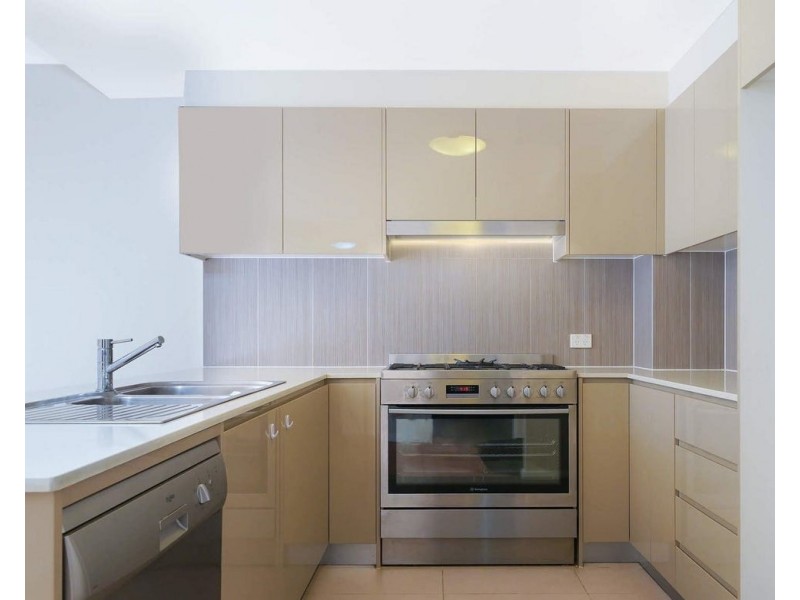 12/12 George St, Liverpool NSW 2170