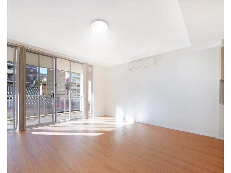 12/12 George St, Liverpool NSW 2170