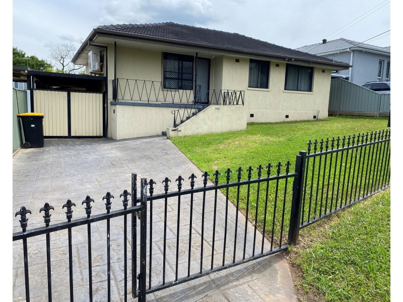 121 Strickland Cres, Ashcroft NSW 2168