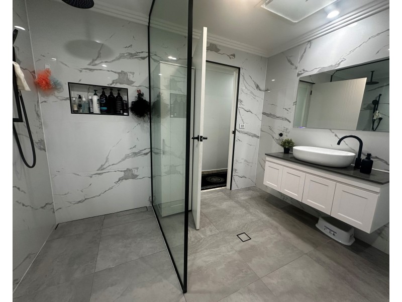 7 Holly Ave, Chipping Norton NSW 2170