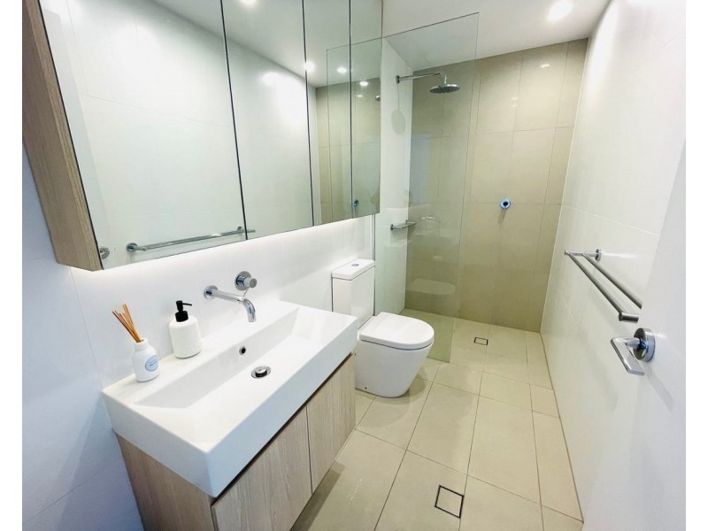 409/6a Atkinson St, Liverpool NSW 2170