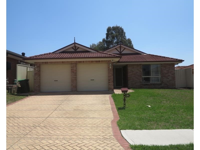 28 Geraldton St, Prestons NSW 2170