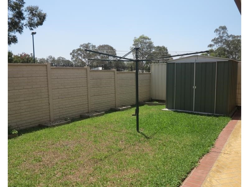 28 Geraldton St, Prestons NSW 2170