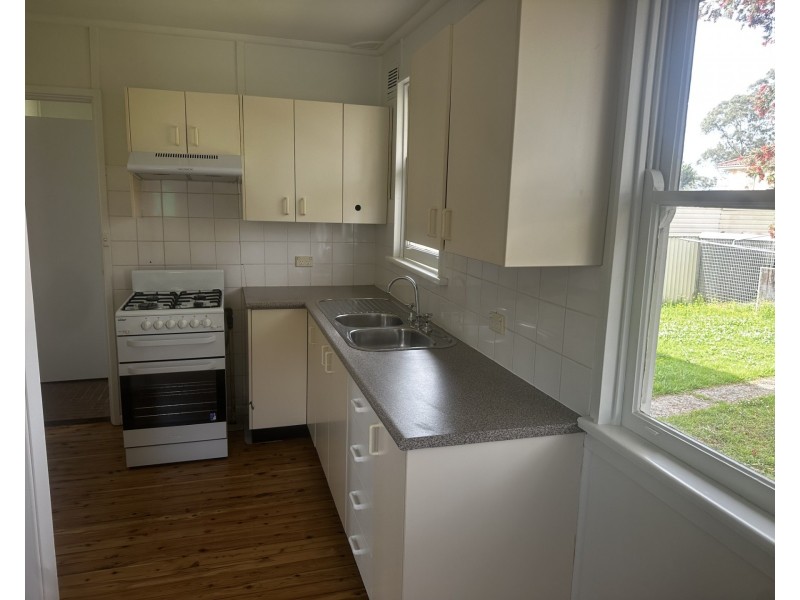 10 Lucille Cres, Casula NSW 2170