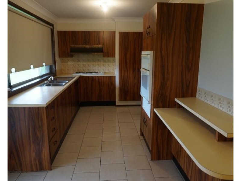 3 Wynyard Ave, Rossmore NSW 2557