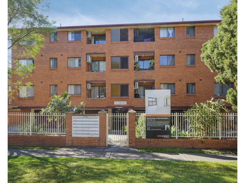 16/10-12 Forbes St, Warwick Farm NSW 2170