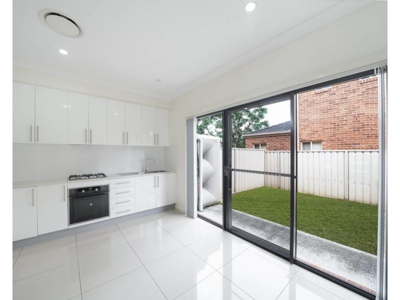 2/50 Murphy Avenue, Liverpool NSW 2170