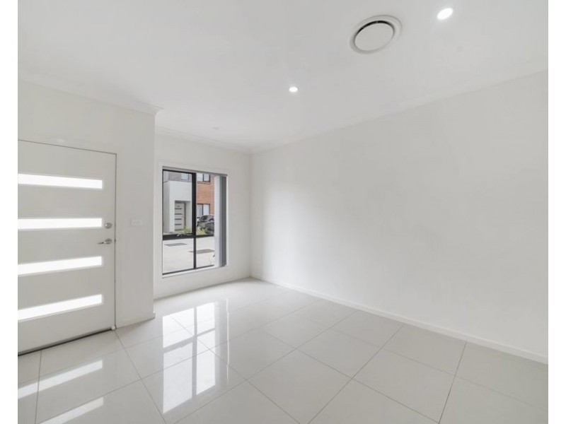 2/50 Murphy Avenue, Liverpool NSW 2170