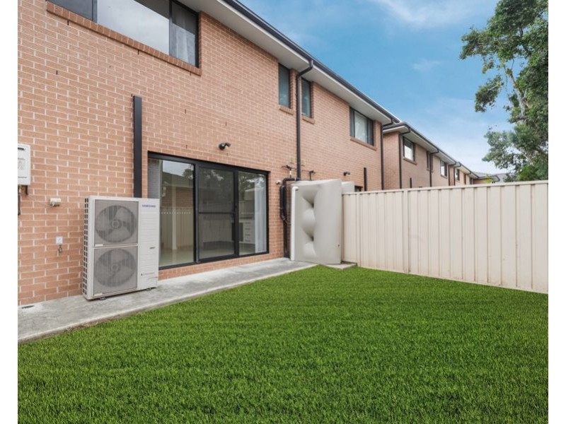 2/50 Murphy Avenue, Liverpool NSW 2170