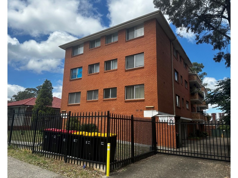 7/20 Charles St, Liverpool NSW 2170