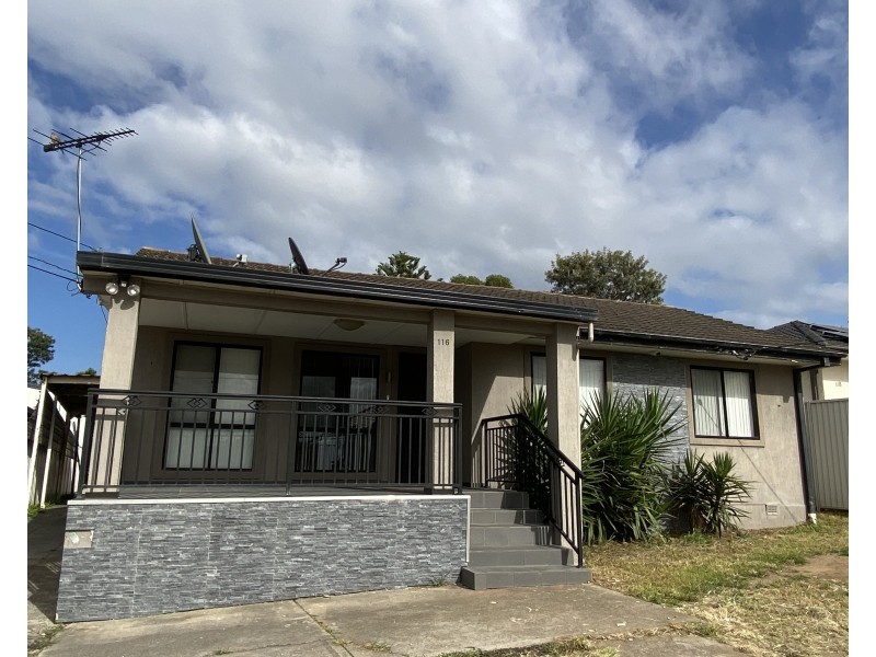 116 Gabo Cres, Sadleir NSW 2168