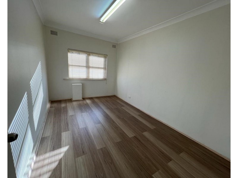 2/216 The Boulevarde, Fairfield Heights NSW 2165