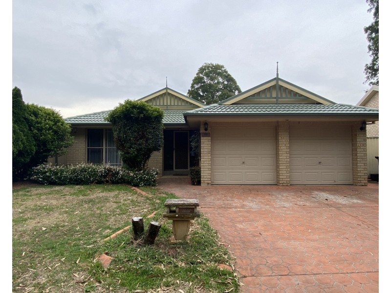19 Mariala Ct, Holsworthy NSW 2173
