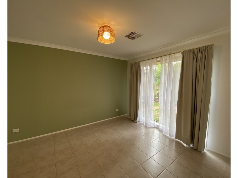 19 Mariala Ct, Holsworthy NSW 2173