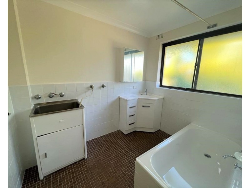 18/22-24 Remembrance Ave, Warwick Farm NSW 2170