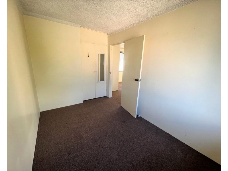 18/22-24 Remembrance Ave, Warwick Farm NSW 2170
