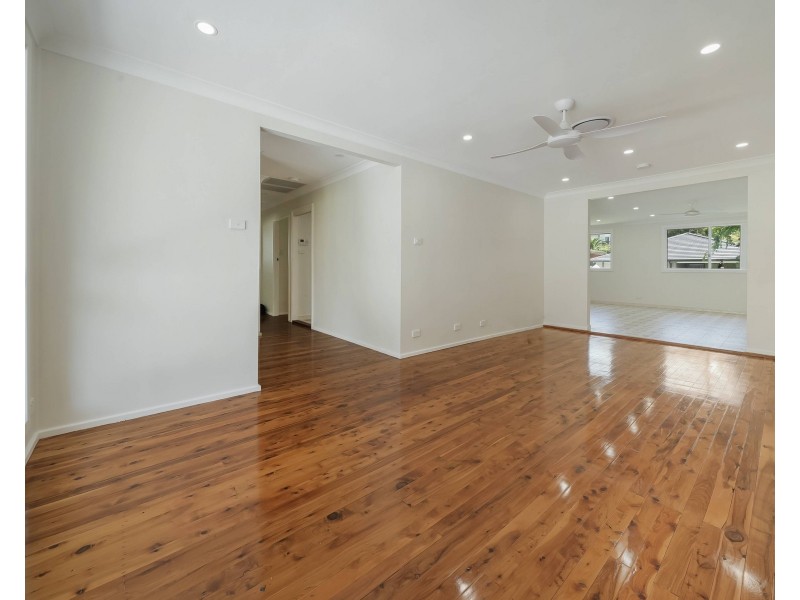 24 St Andrews Blvd, Casula NSW 2170