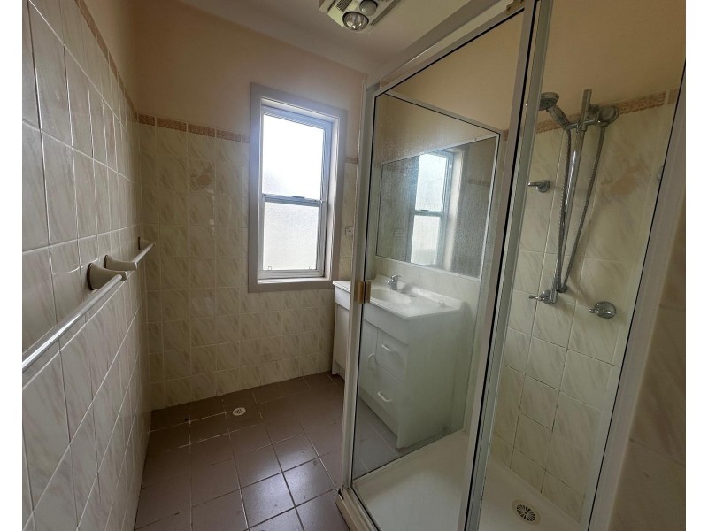 38 Wianamatta Dr, Cartwright NSW 2168