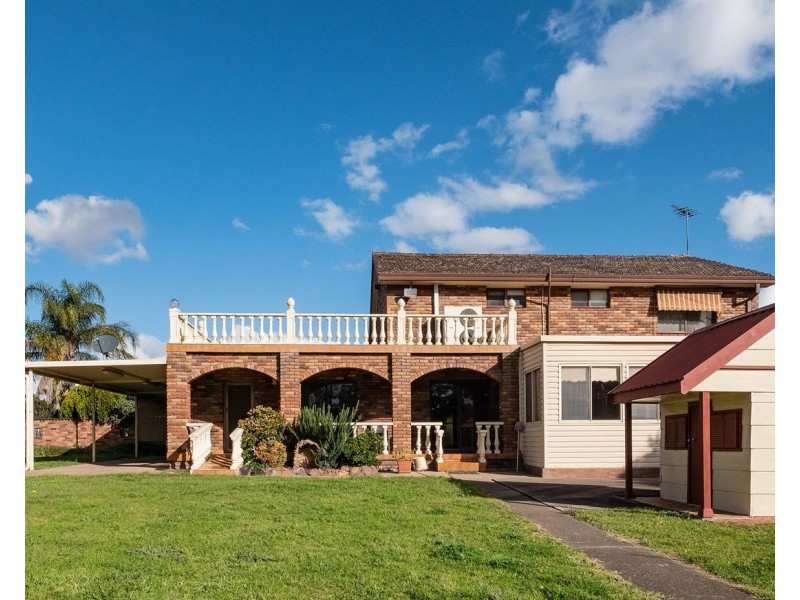 350 Bringelly Rd, Austral NSW 2179