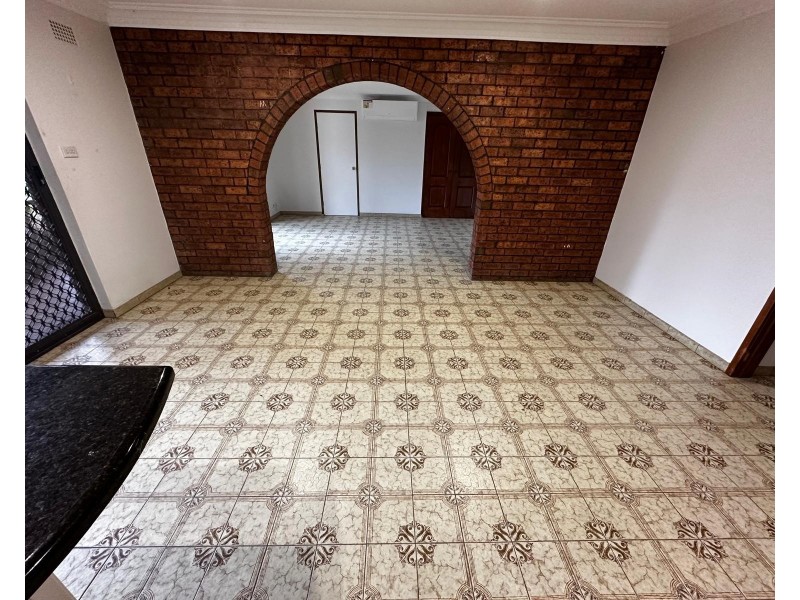 350 Bringelly Rd, Austral NSW 2179