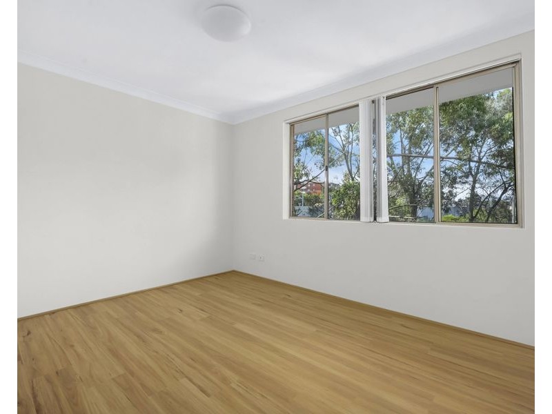 9/3 Riverpark Drive, Liverpool NSW 2170