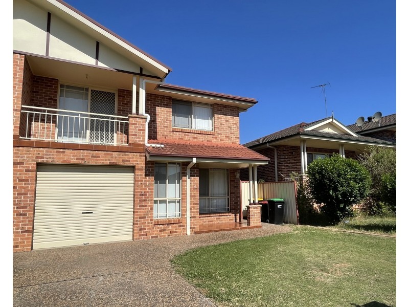 2/15 (Also Known As 15a) Eva Ave, Green Valley NSW 2168